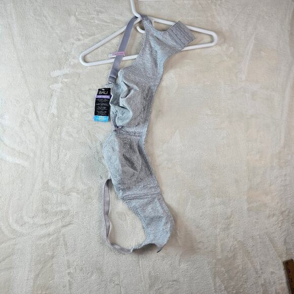 New Bali Bra NWT 38D Classic Support Cool Comfort Light Gray Cozy Triple hook - Picture 1 of 9